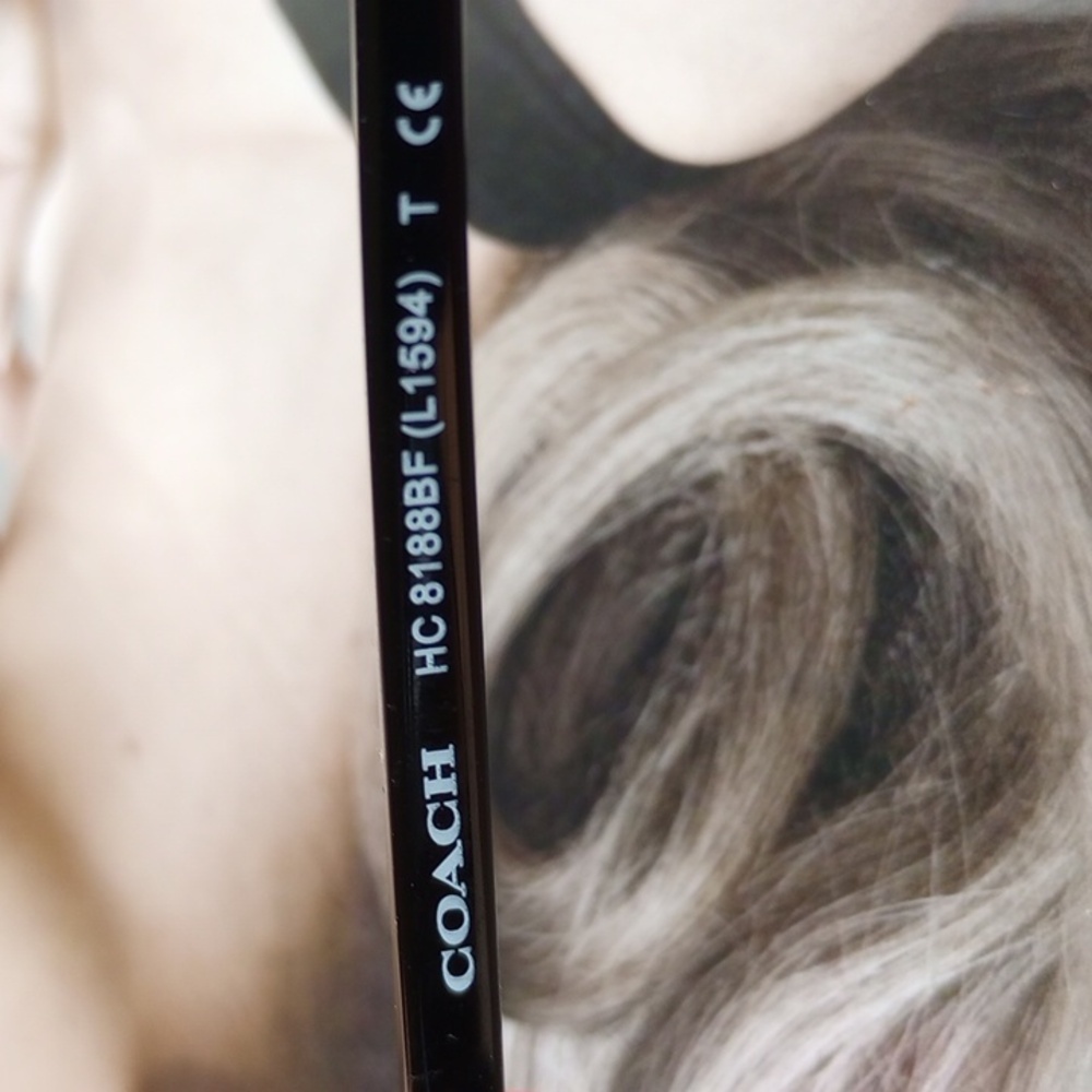 Coach sunglasses - Picture 5 of 8